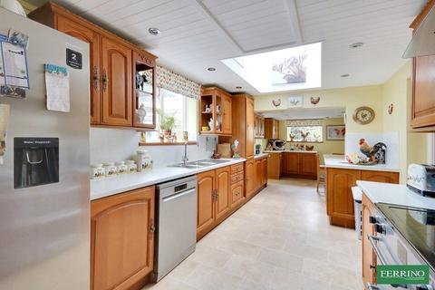 5 bedroom detached house for sale, with 1.25 Acres & Stables, Joyford, Coleford, Gloucestershire. GL16 7AR