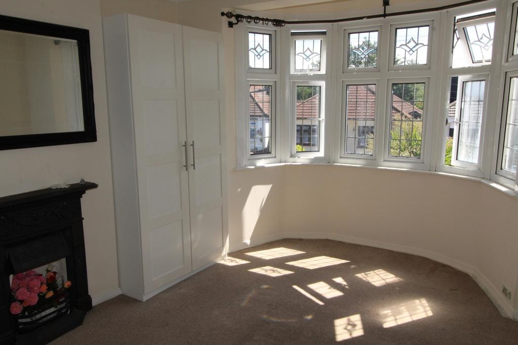 Master bedroom i