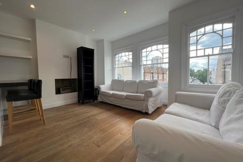 3 bedroom apartment to rent, Hazlebury Road London SW6