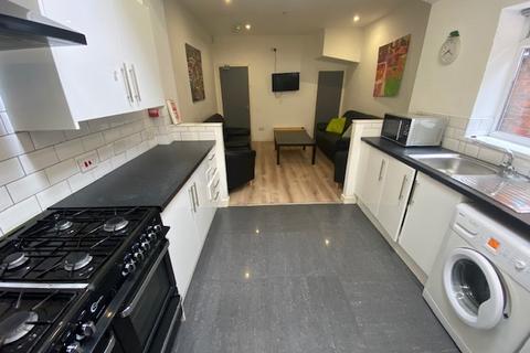 6 bedroom terraced house for sale, Tiverton Road, Birmingham B29