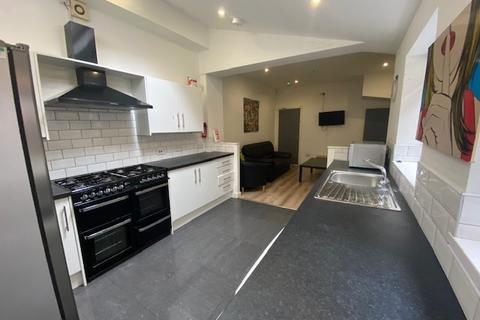 6 bedroom terraced house for sale, Tiverton Road, Birmingham B29