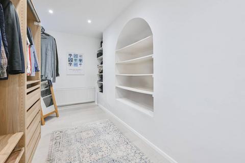 1 bedroom flat to rent, Norman Street, Clerkenwell, London, EC1V