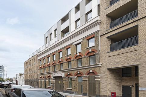 Maisonette for sale, 3-19 Caroline Street, London E1