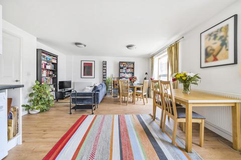 2 bedroom flat for sale, William Gattie House, 106 Lillie Road, London, SW6