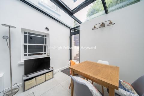 1 bedroom apartment to rent, Albert Street Camden NW1