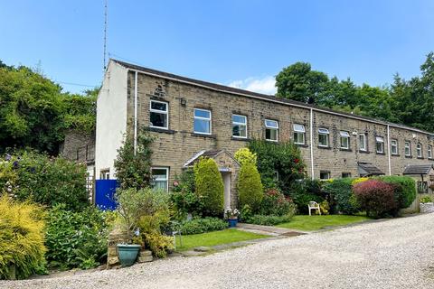 3 bedroom character property for sale, Magdale, Holmfirth HD9