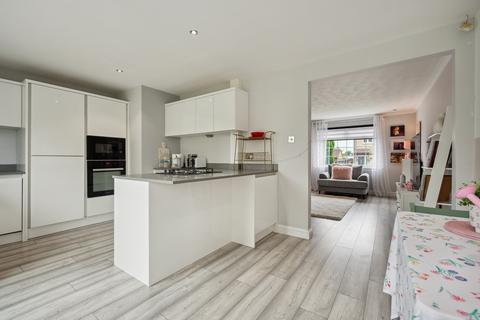25 Letterfearn Drive, Glasgow, G23 5JL