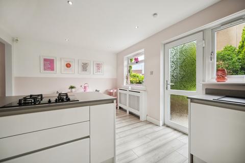 25 Letterfearn Drive, Glasgow, G23 5JL