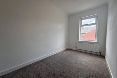 2 bedroom terraced house to rent, Rochdale, Greater Manchester OL11