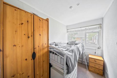 3 bedroom end of terrace house for sale, Sunbury-On-Thames,  Surrey,  TW16