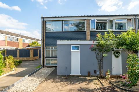 29 Falcon Way, Sunbury-on-thames, TW16 6JN