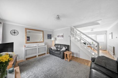 29 Falcon Way, Sunbury-on-thames, TW16 6JN