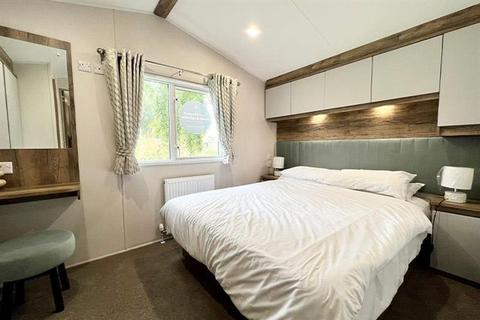 3 bedroom static caravan for sale, Tattershall Lakes Country Park