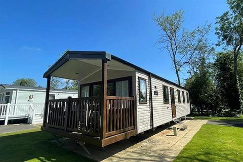 3 bedroom static caravan for sale, Tattershall Lakes Country Park