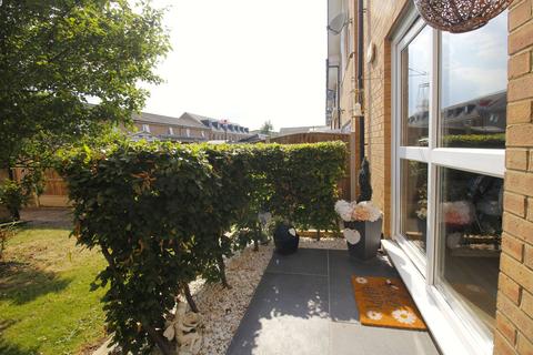 10, Chiddicks Court Arcany Road, South Ockendon, RM15 5FF