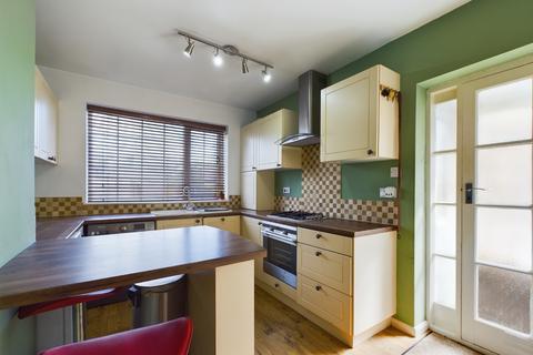2 bedroom semi-detached bungalow for sale, East Park, Leven, Beverley, HU17 5NQ