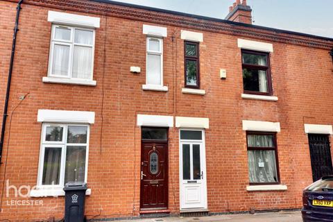 4 bedroom terraced house for sale, Thirlmere Street, Leicester