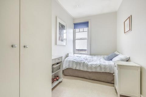 3 bedroom flat for sale, Venn Street, Clapham