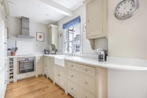 3 bedroom flat for sale, Venn Street, Clapham