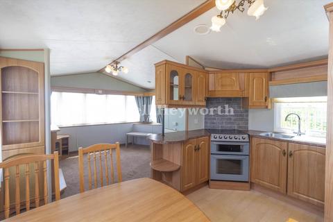 2 bedroom property for sale, Poolfoot Lane, Poulton Le Fylde FY6