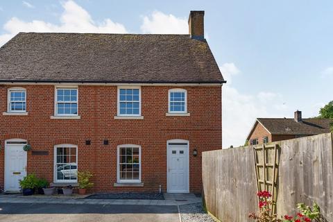 3 bedroom end of terrace house for sale, High Street, Ludgershall, Andover,