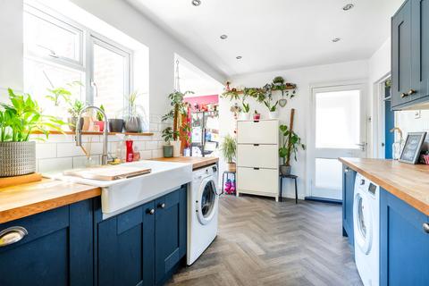 30 Throckmorton Road, Bungay, NR35 1JN