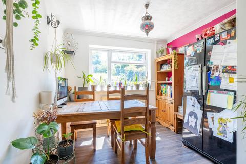 30 Throckmorton Road, Bungay, NR35 1JN