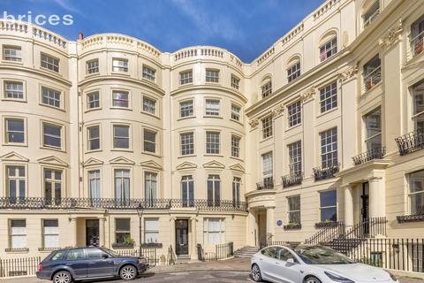 2 bedroom flat for sale, Brunswick Square, Hove, BN3