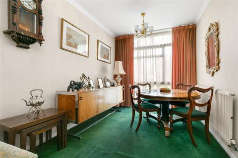 12 Cedar Drive, Bracknell, RG42 2LG