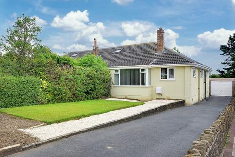 2 bedroom semi-detached bungalow for sale, Robin Royd Croft, Mirfield WF14