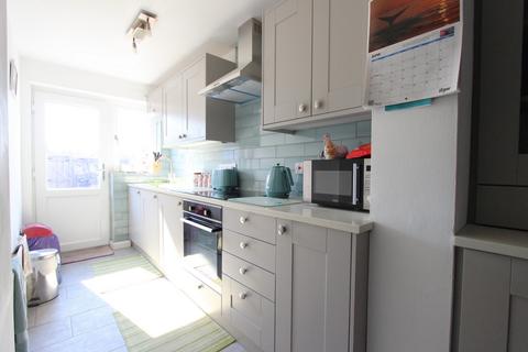 2 bedroom cottage for sale, York Road, Walmer, CT14