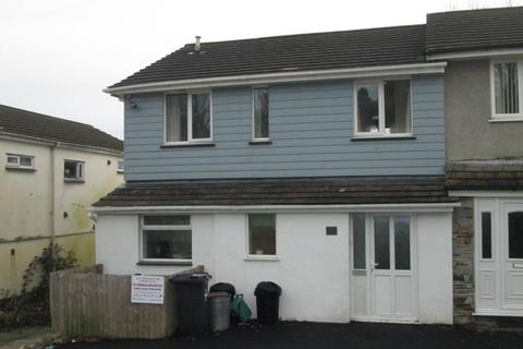 4 bedroom semi-detached house to rent, Fore Street, Camelford