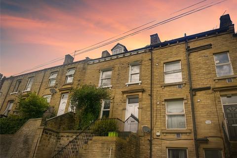 5 bedroom terraced house to rent, Bankfield Road, Huddersfield, HD1