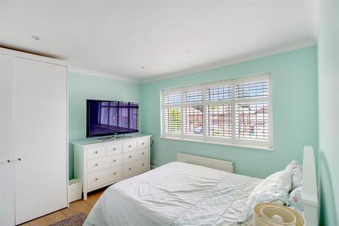 3 bedroom terraced house for sale, Denham Close, Denham