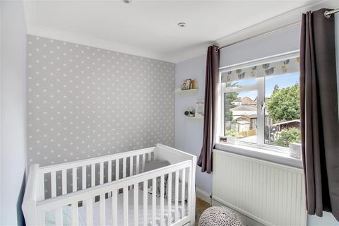 3 Denham Close, Denham, Uxbridge, UB9 4EE