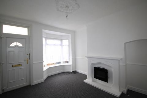 2 bedroom terraced house to rent, Avenue Crescent, Albemarle St, Hull, HU3