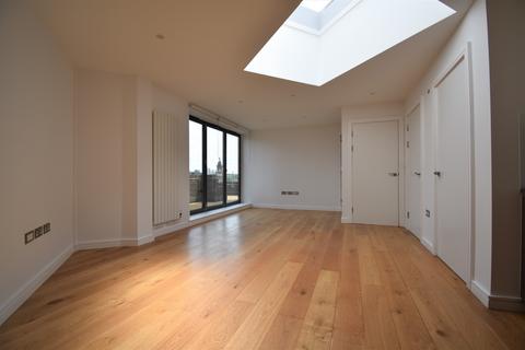 2 bedroom flat to rent, Molesworth Street London SE13