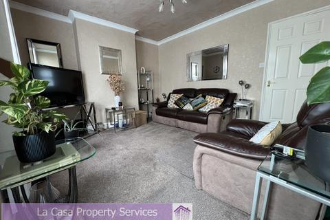 2 bedroom terraced house for sale, Heath Road, Surrey, CR7