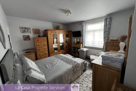 58 Heath Road, Thornton Heath, CR7 8NE