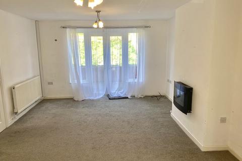 3 bedroom semi-detached house to rent, Queslett Road, Birmingham B43