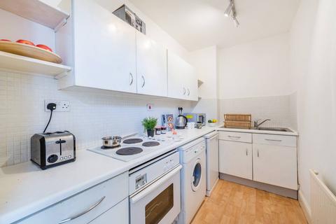 1 bedroom flat to rent, Oxford Gardens, North Kensington, London, W10