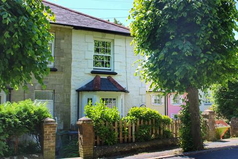 3 bedroom end of terrace house for sale, Mitchell Avenue, Ventnor, Isle Of Wight. PO38 1DP