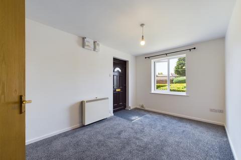 1 bedroom flat to rent, Woodford Court, Gloucester