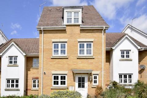 4 bedroom townhouse to rent, Bloomsfield Road, Haverhill - Suffolk, CB9