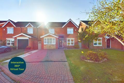 4 bedroom detached house for sale, Fenland Court, North Lincolnshire DN18