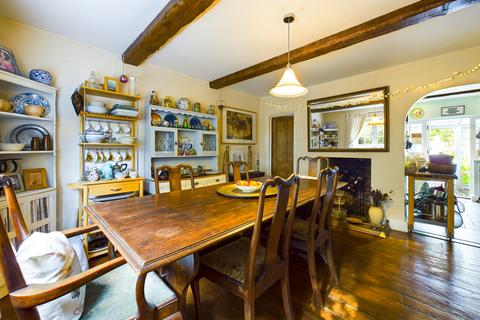 4 bedroom cottage for sale, Woodcote Manor Cottages, Bramdean, Alresford, Hampshire, SO24