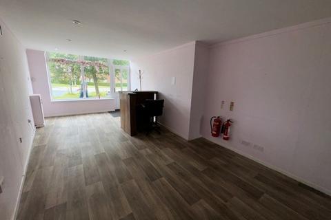 Property to rent, Dawpool Drive, Bromborough CH62