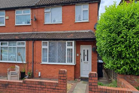 3 bedroom end of terrace house for sale, Boundary Park Road, Oldham