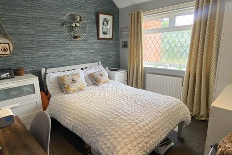 115 Boundary Park Road, Oldham, OL1 2NZ