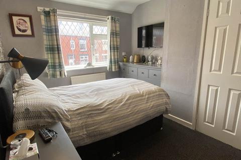 115 Boundary Park Road, Oldham, OL1 2NZ